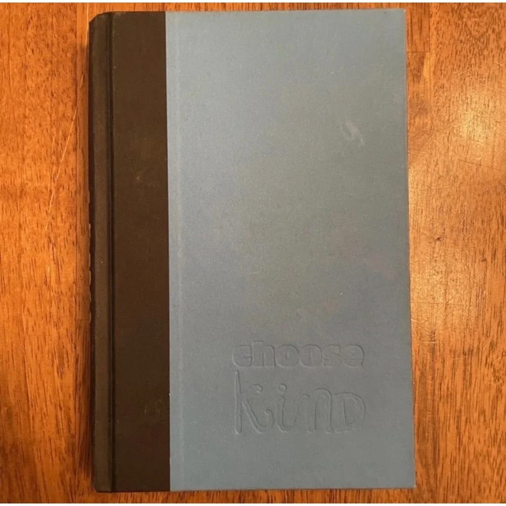 Wonder by R.J. Palacio Hardcover Book Alfred A. Knopf Choose Kind Blue Black